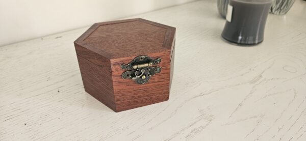 Coffret bijoux, boite hexagonale