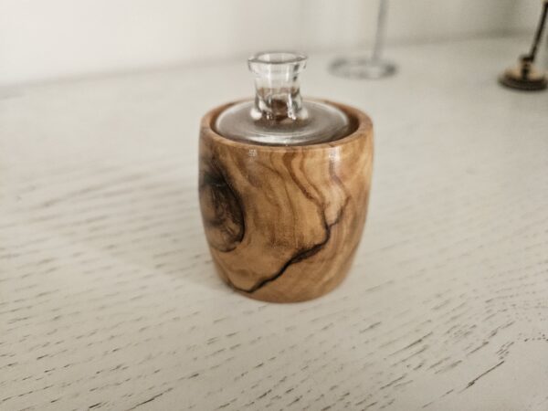 Brûle-parfum en bois d'olivier - Élégance et sérénité