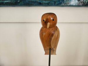 Oiseau sur tige en IF