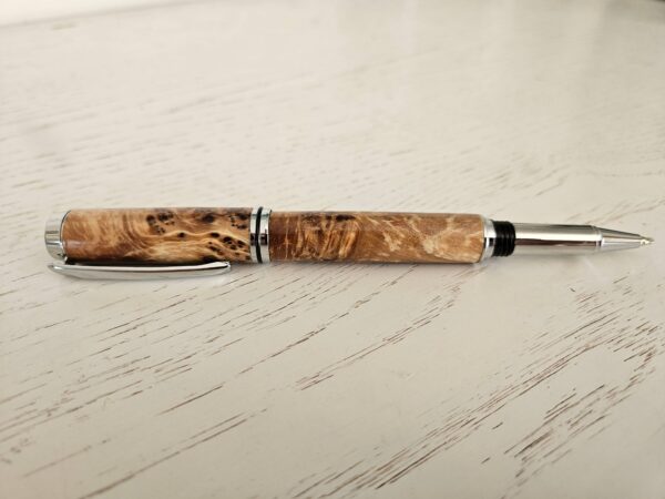 Stylo Roller en loupe d'érable (chromé) – Image 2