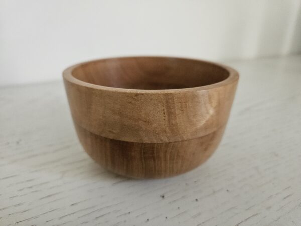 Bol en bois de merisier. – Image 3