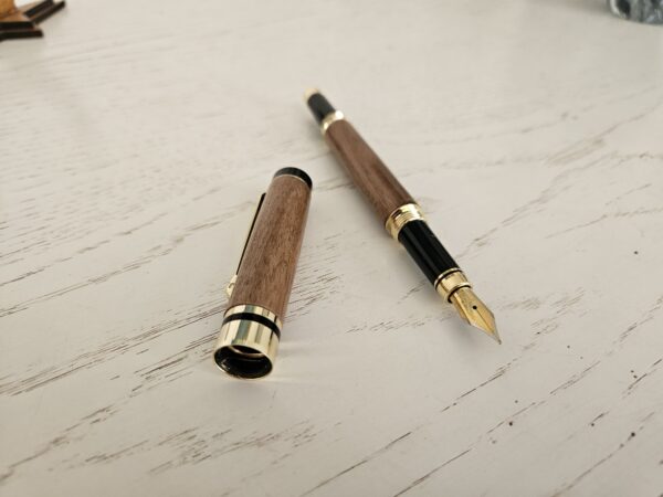 Stylo plume en bois de noyer – Image 5