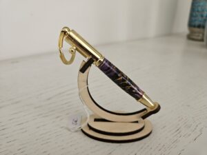 Porte clés stylo en bois et résine