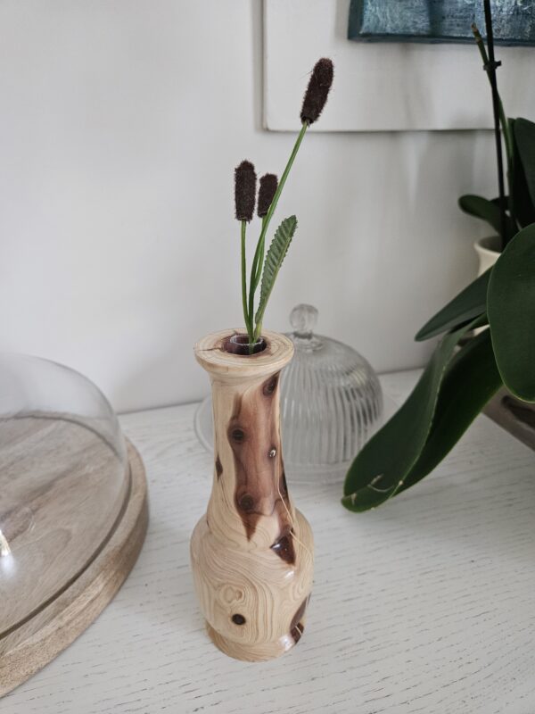 Vase en bois de cade – Image 4