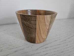 Bol en bois de chêne et de cerisier