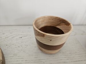 Bol en bois d'aulne et bois exotique