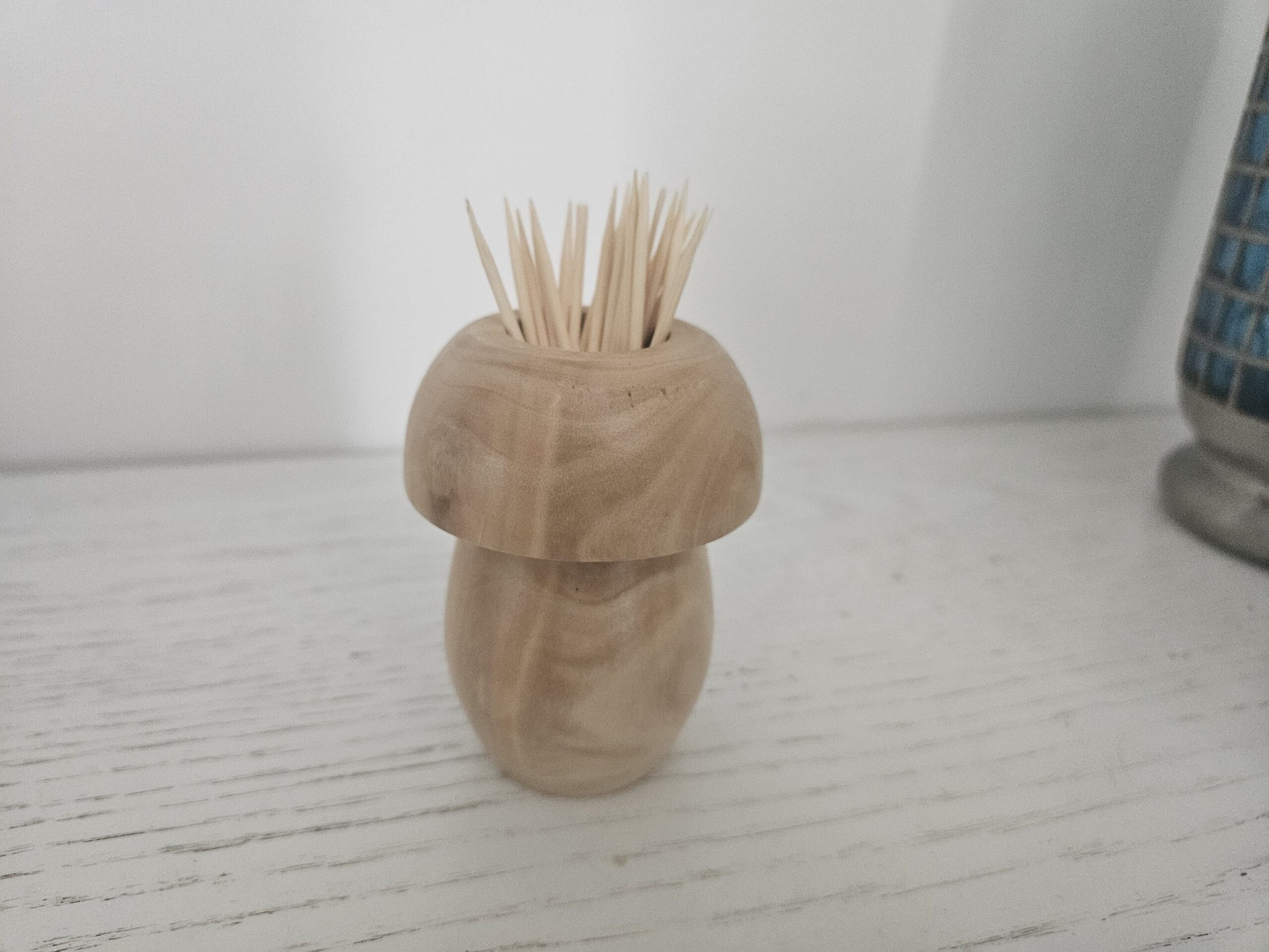 Porte cure-dents en bois d'olivier en forme de champignon – Image 3