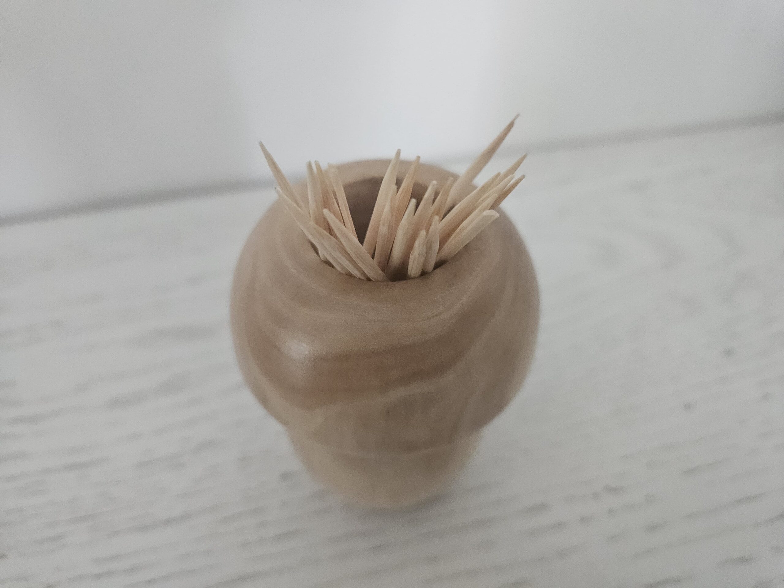 Porte cure-dents en bois d'olivier en forme de champignon – Image 2