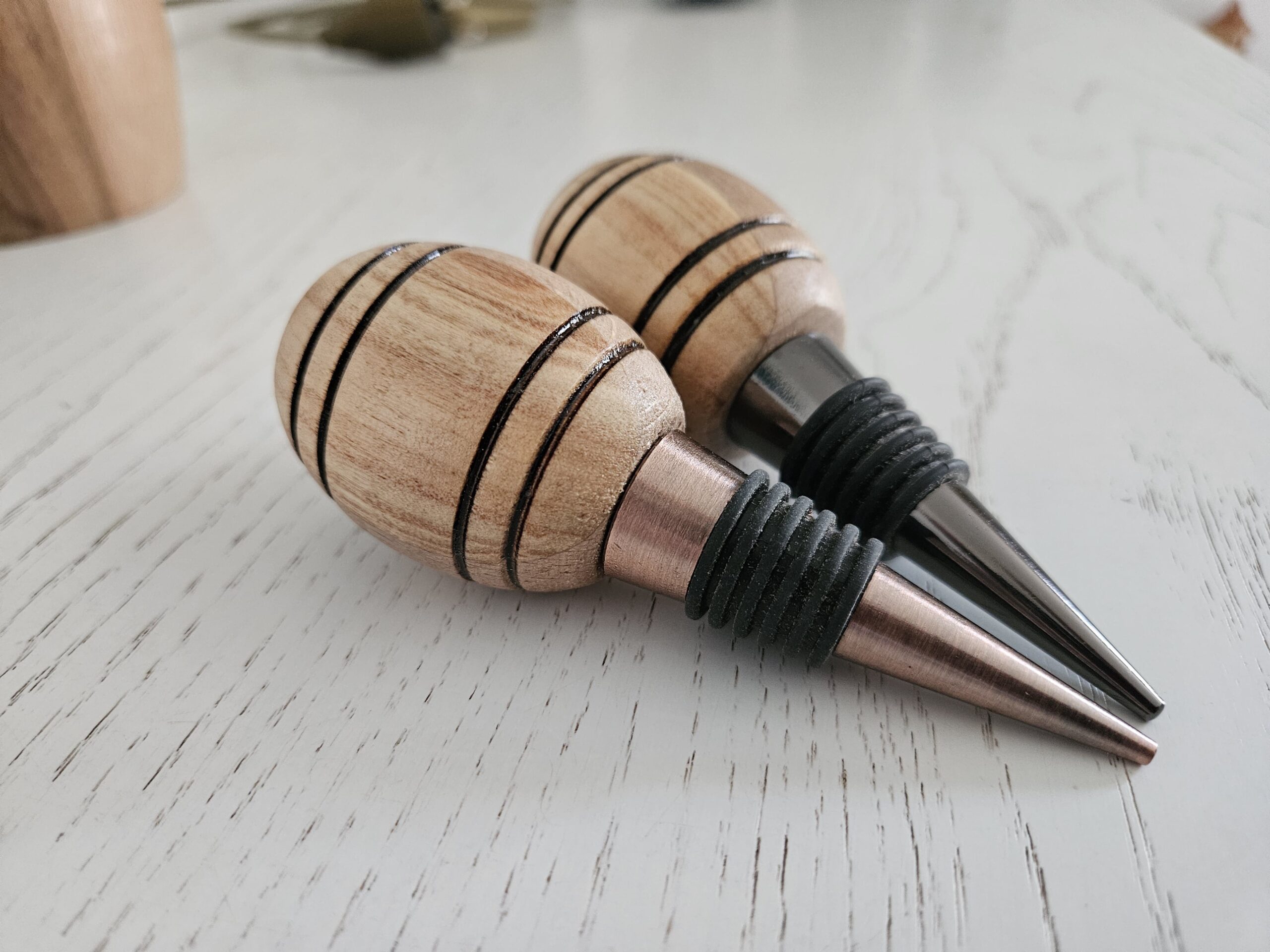 Bouchon de bouteille en bois de hêtre et d'aulne – Image 2