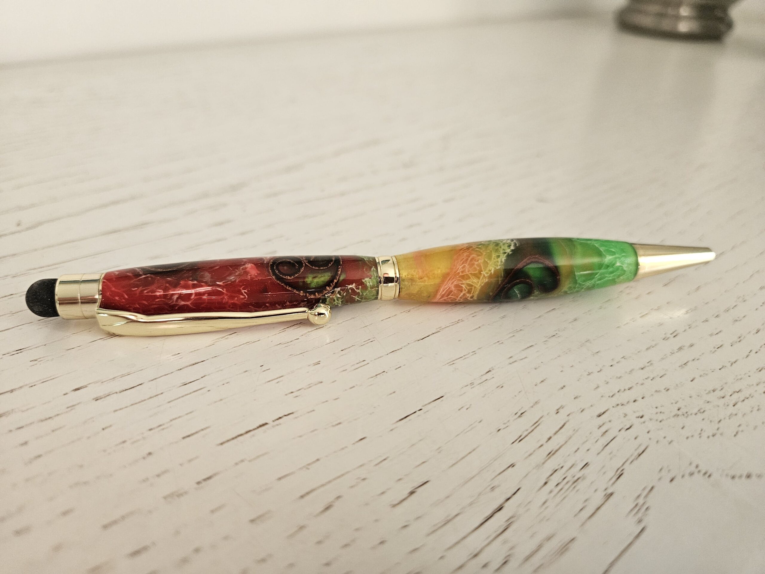 Stylo bille tactile en bois et résine – Image 2