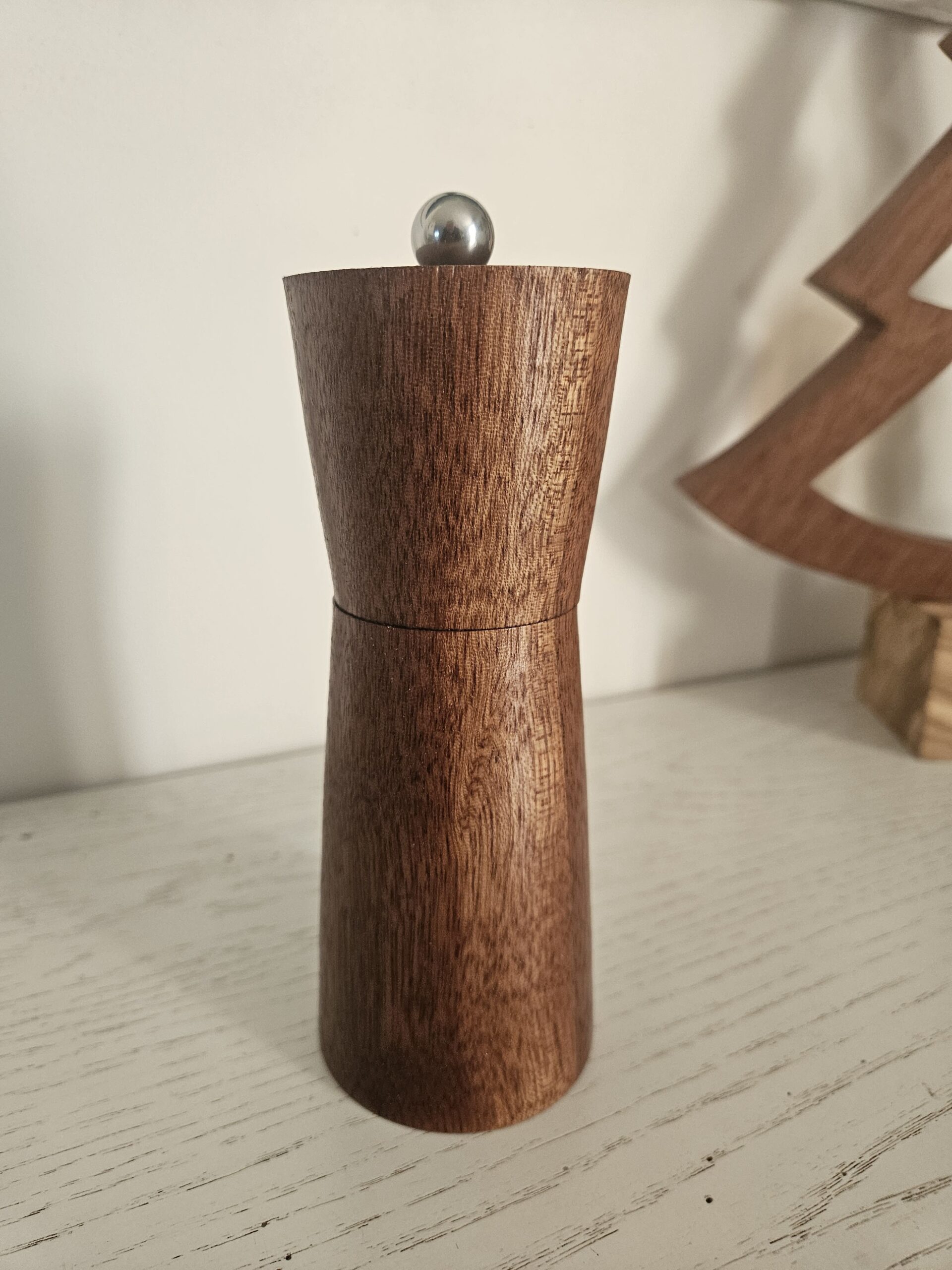 Moulin à poivre en bois de niangon – Image 4