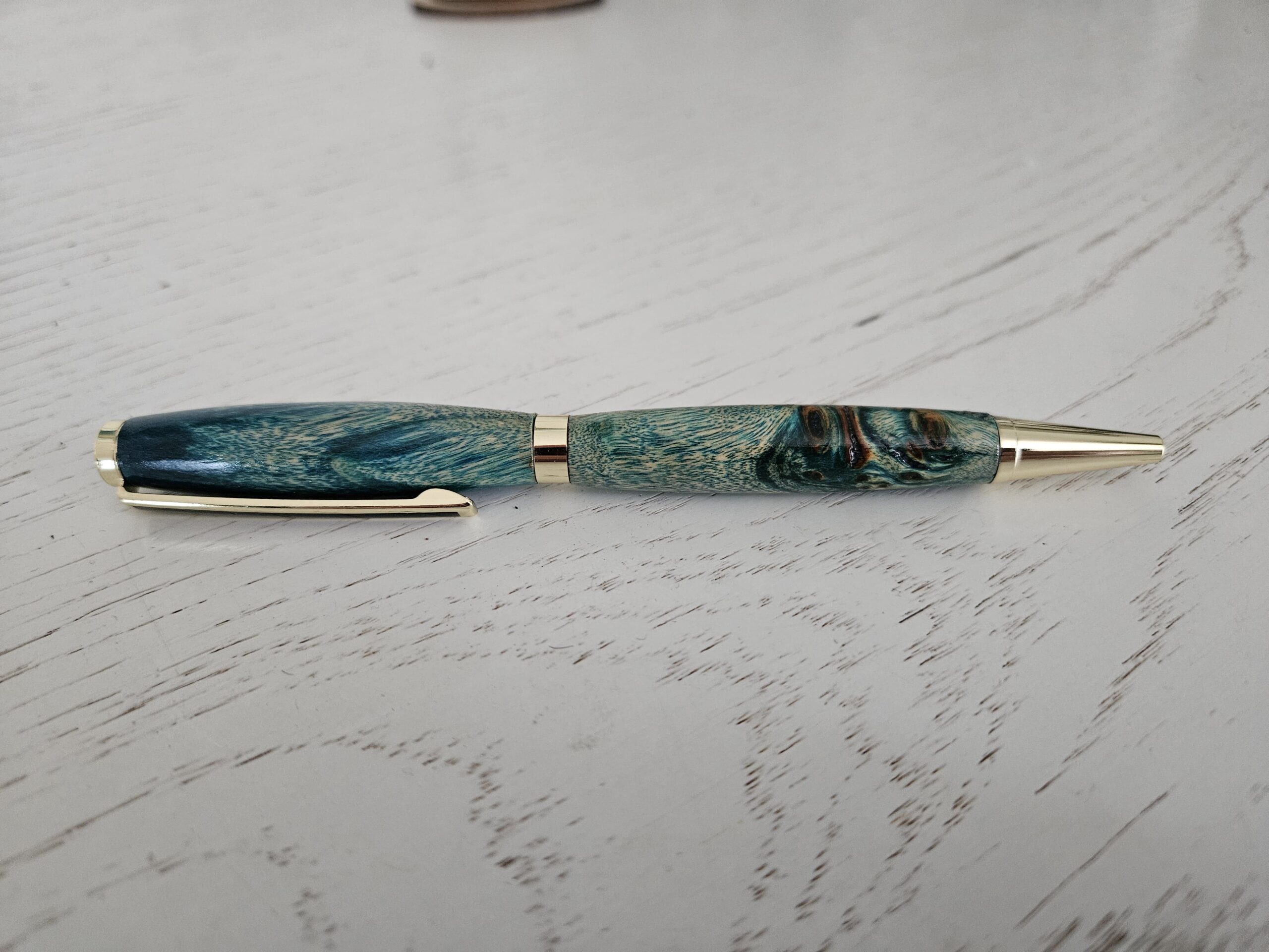 Stylo bille en bois stabilisé – Image 3