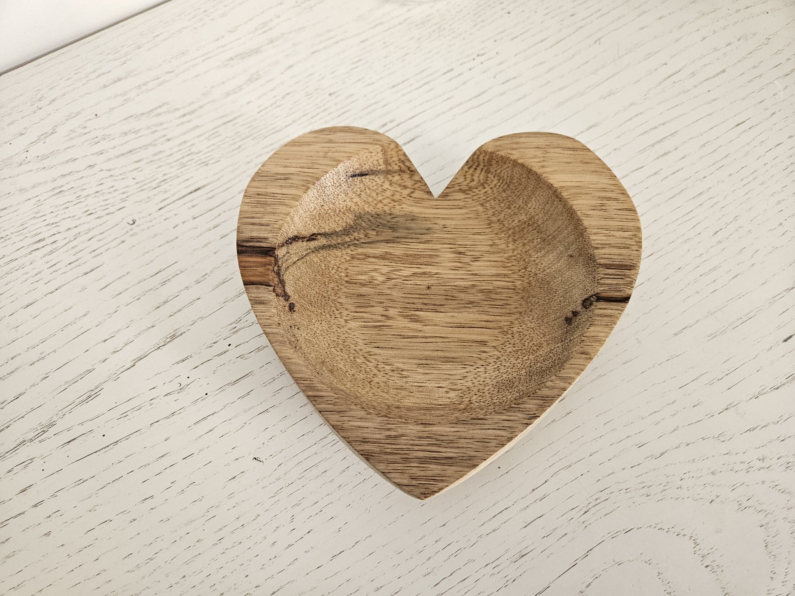 vide poche en bois de fraké Saint Valentin