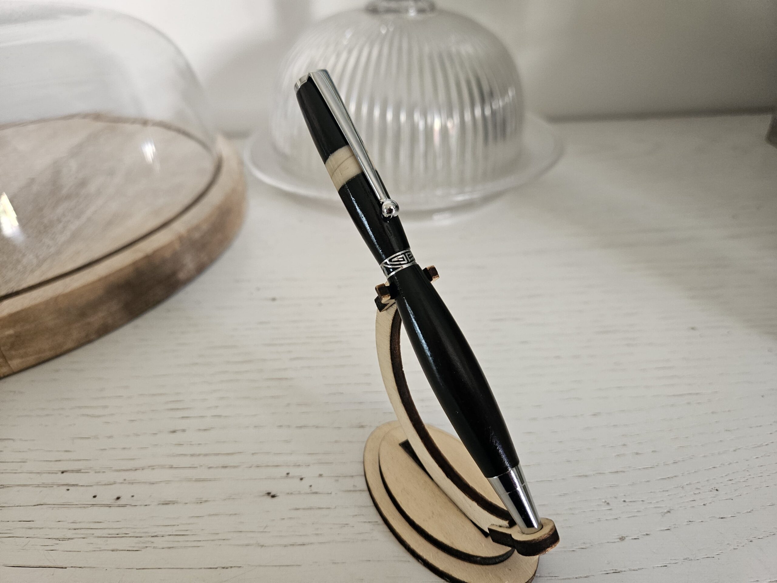 Stylo bille en bois d'ébène, inclusion d'os – Image 4