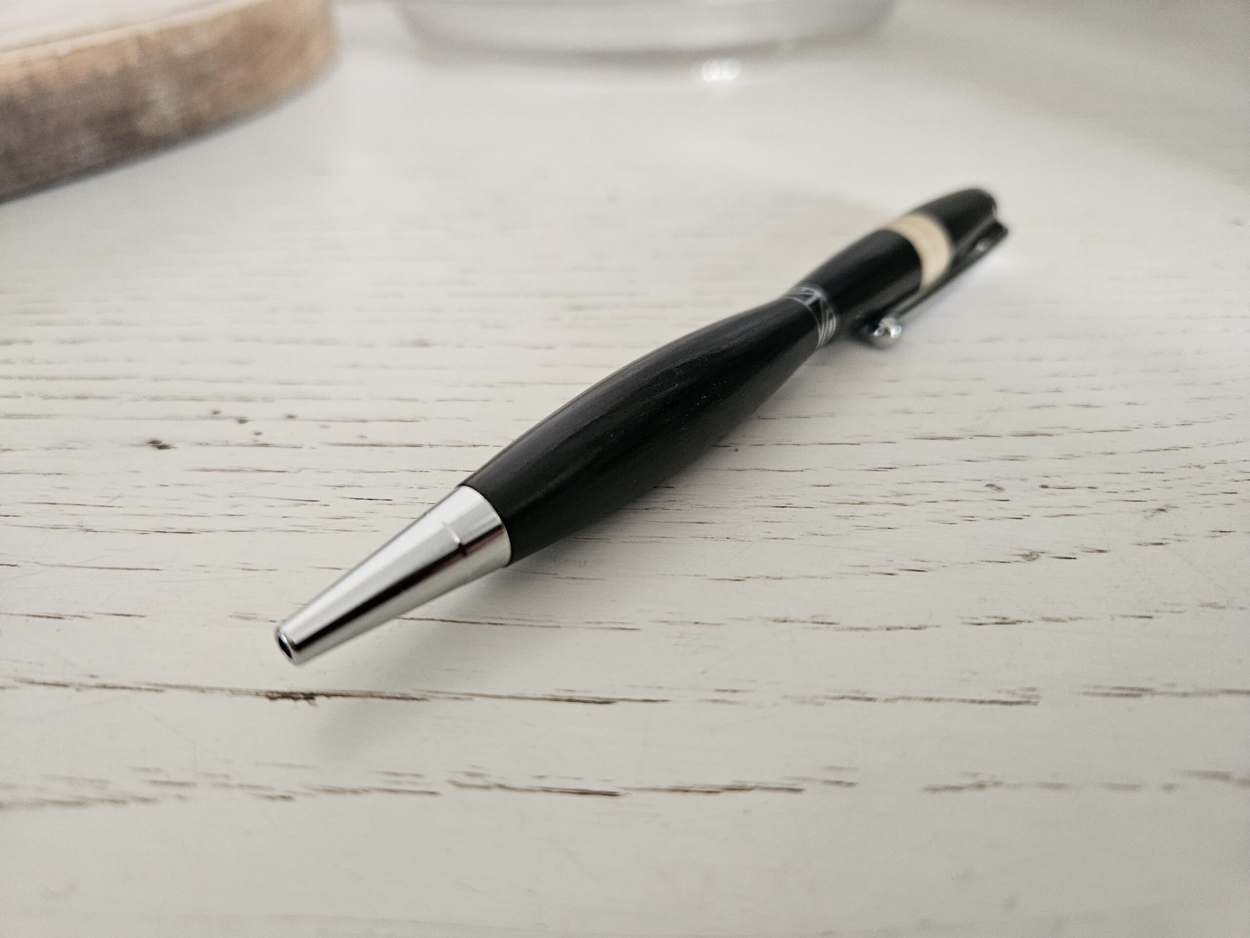 Stylo bille en bois d'ébène, inclusion d'os – Image 2