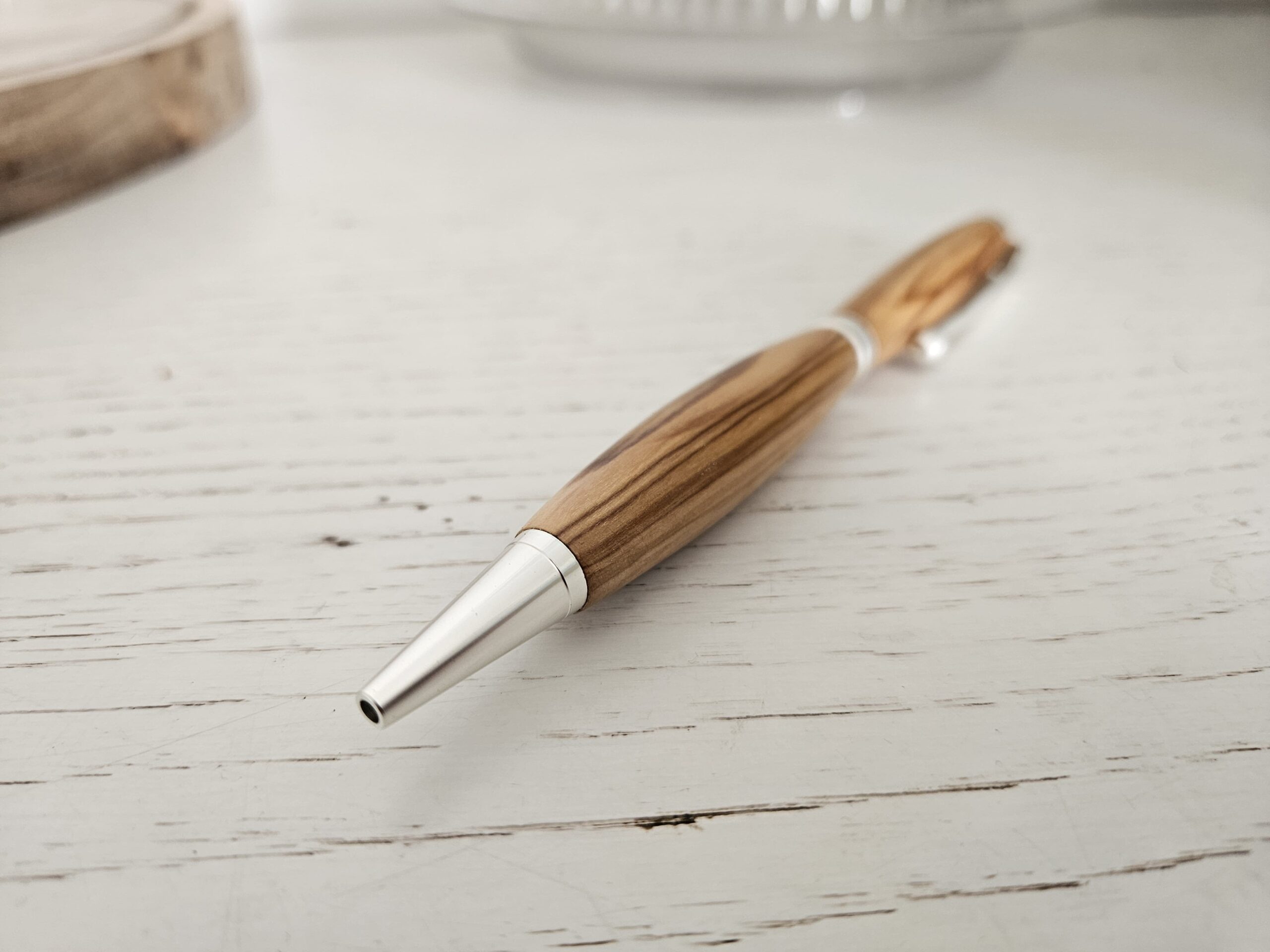 Stylo bille en bois d'olivier – Image 3