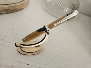 Stylo bille en bois et résine