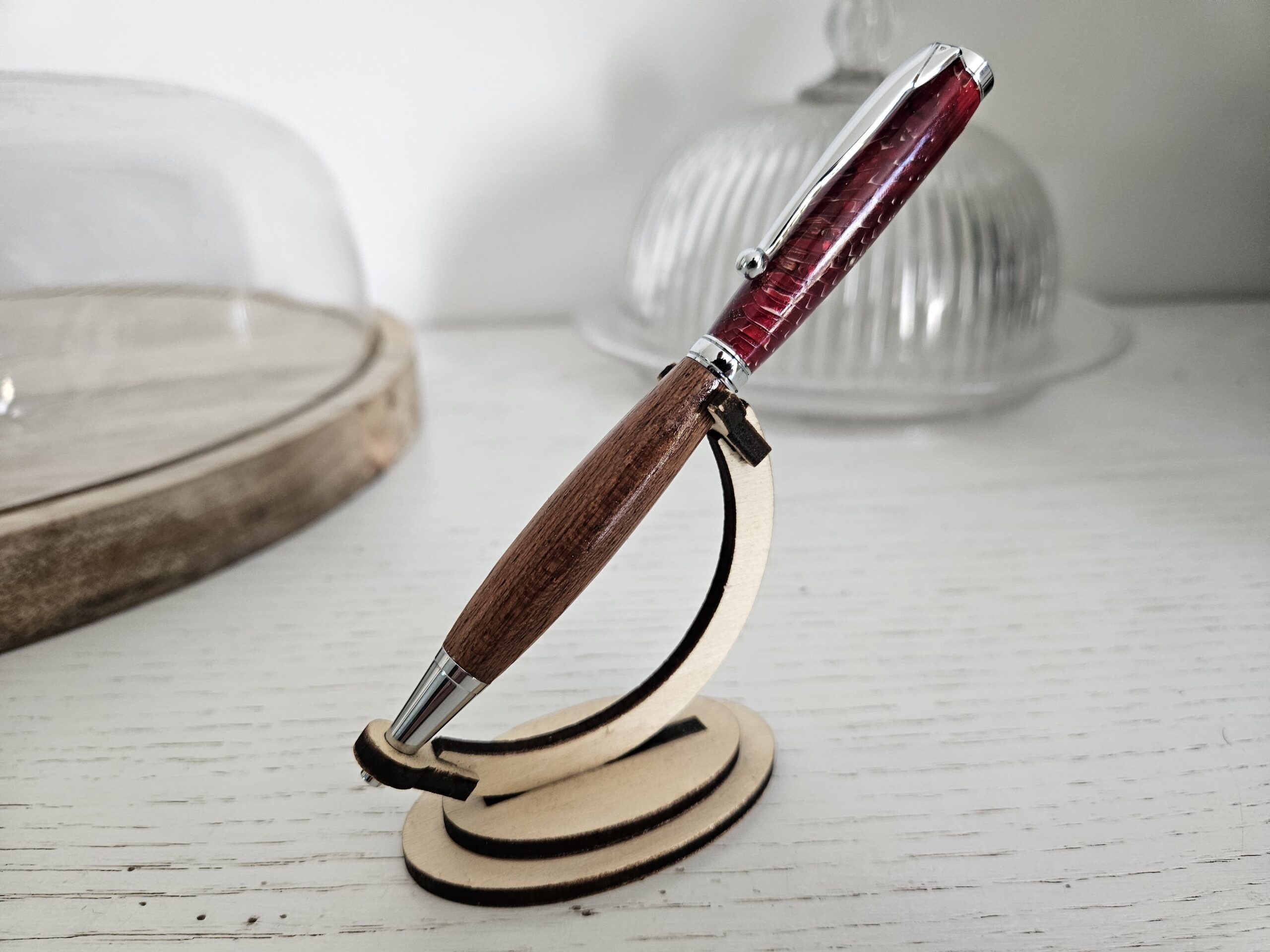 Stylo en bois et résine – Image 3
