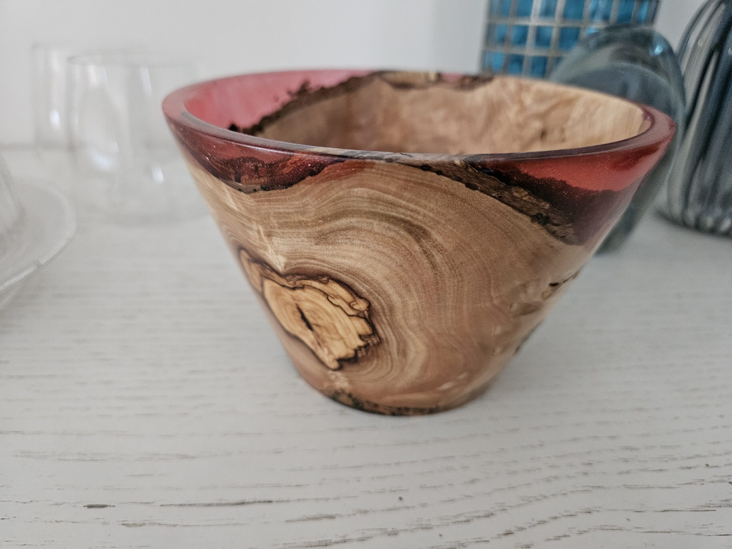bol en bois d'olivier et résine