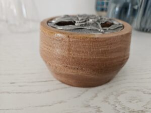 pot pourri en bois de platane
