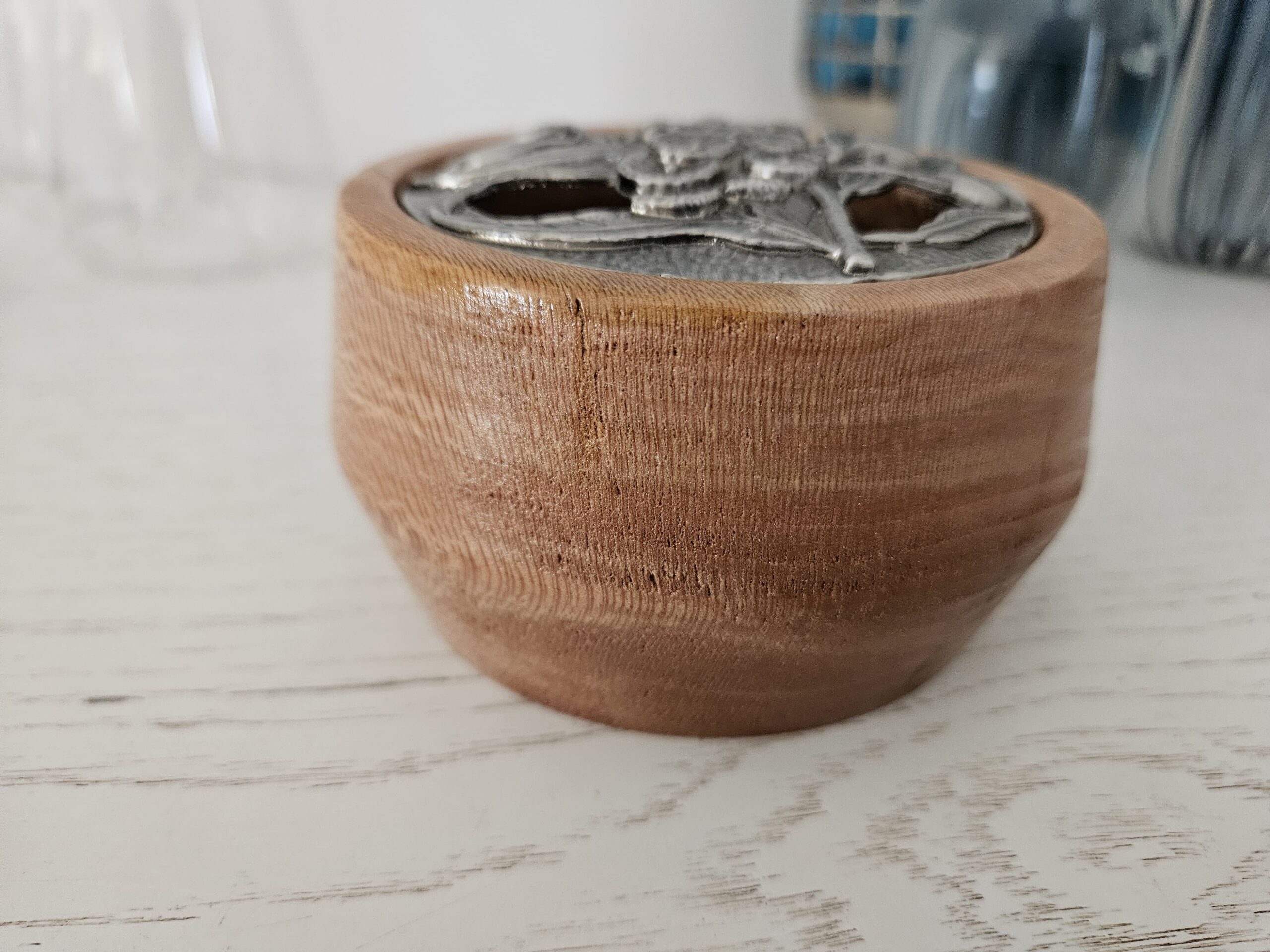 pot pourri en bois de platane