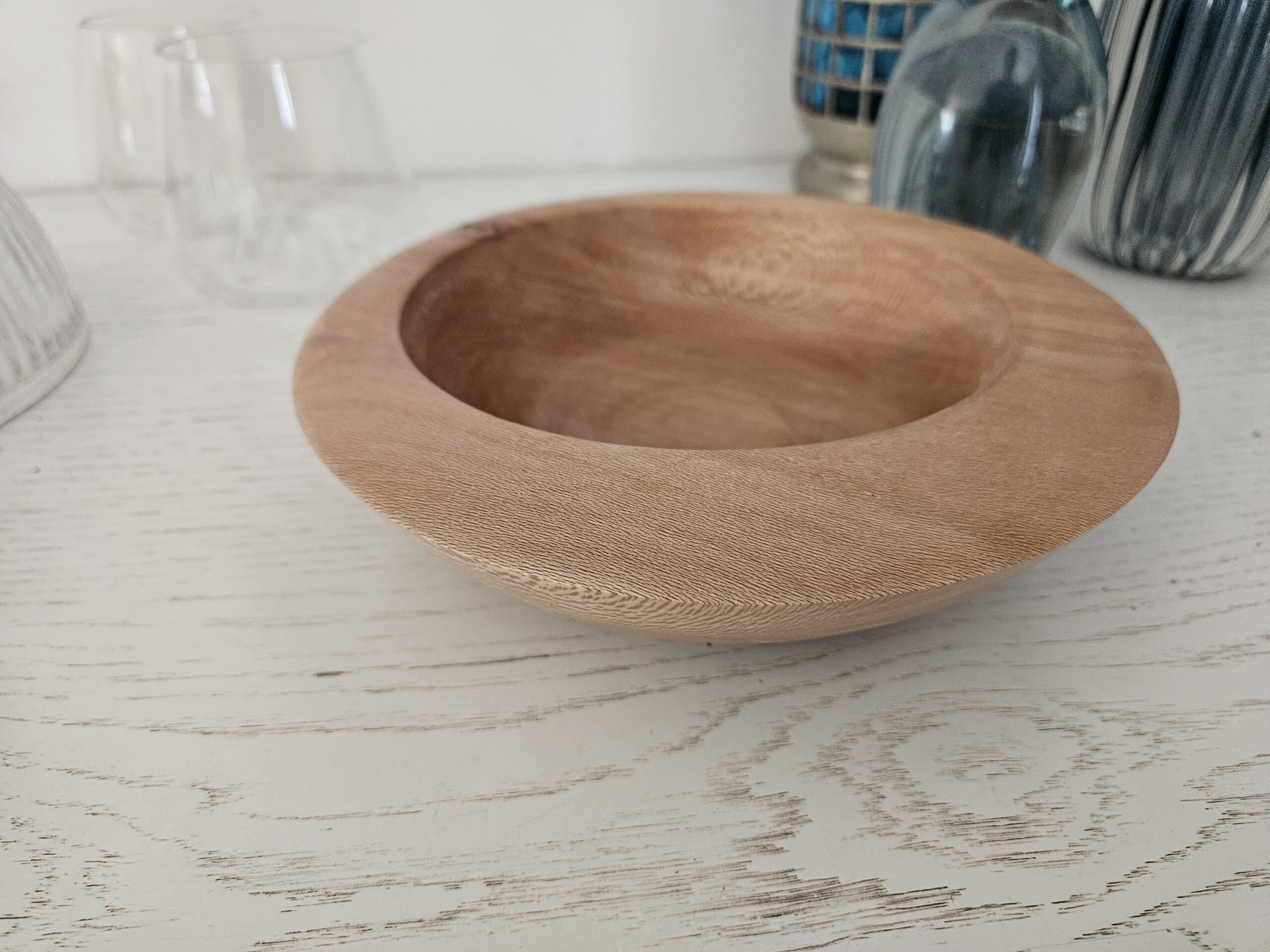 Assiette en bois de platane (tournage décentré) – Image 2