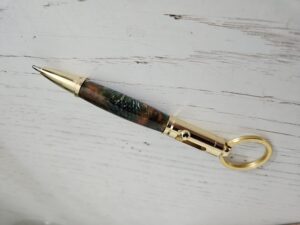 porte clés stylo résine