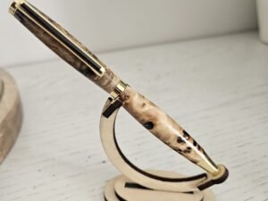 stylo bille en loupe de marronnier