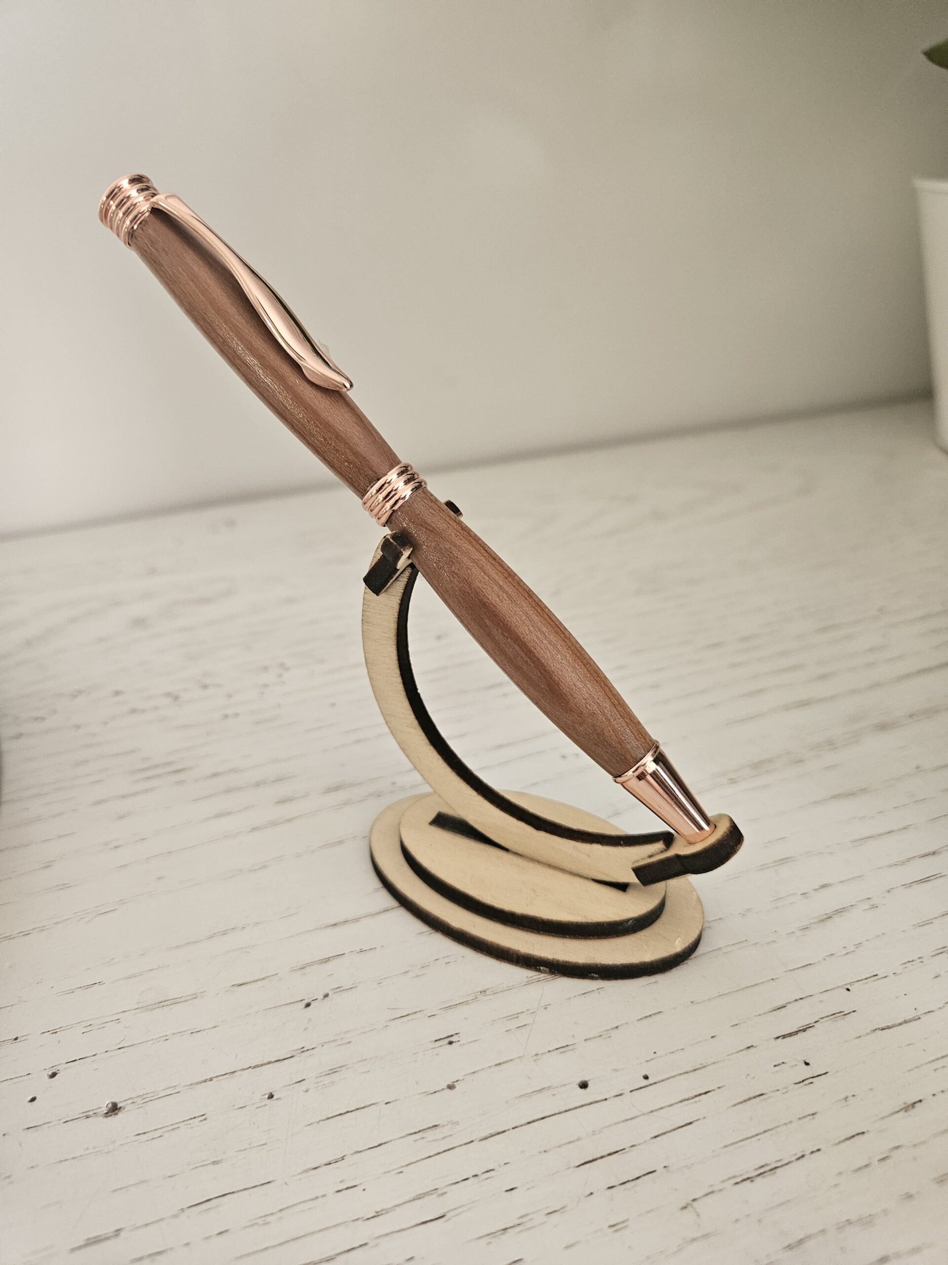 stylo bille en bois de sequoia