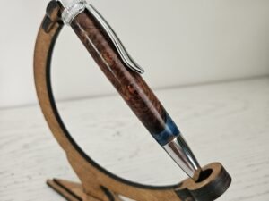 stylo bille en loupe de marronnier et résine