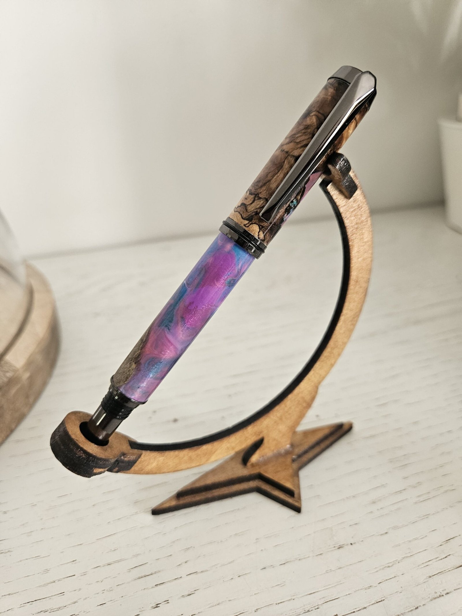 Stylo roller en bois et résine – Image 3