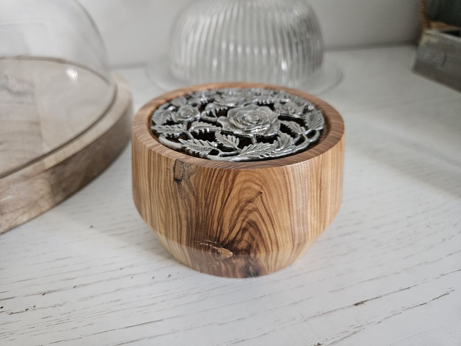 Pot pourri en bois d'olivier